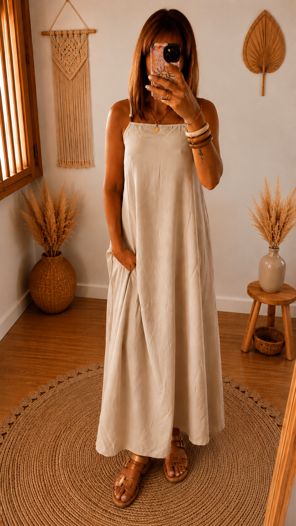 Robe longue écrue – Détail perles