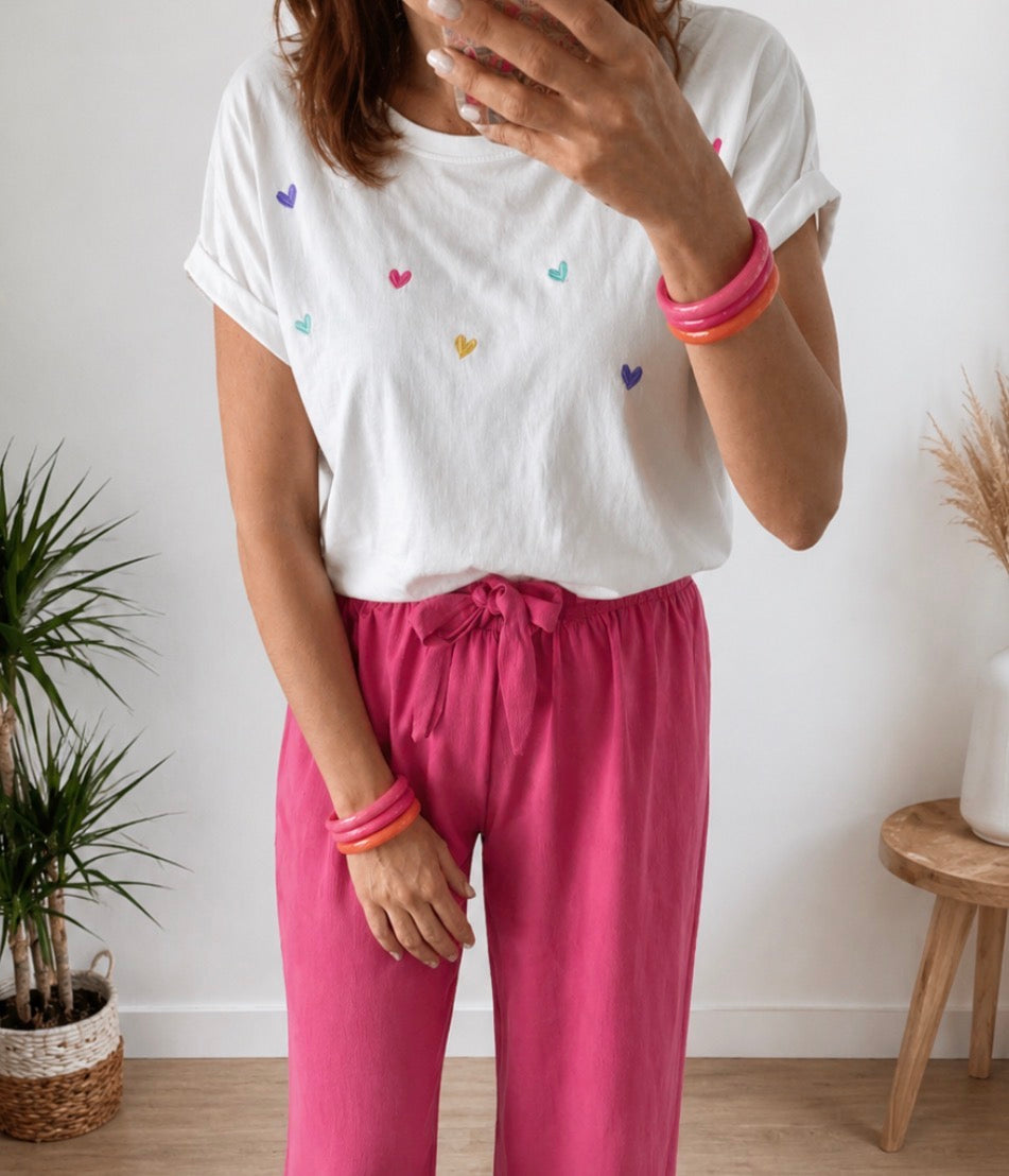 T-shirt blanc cœurs brodés