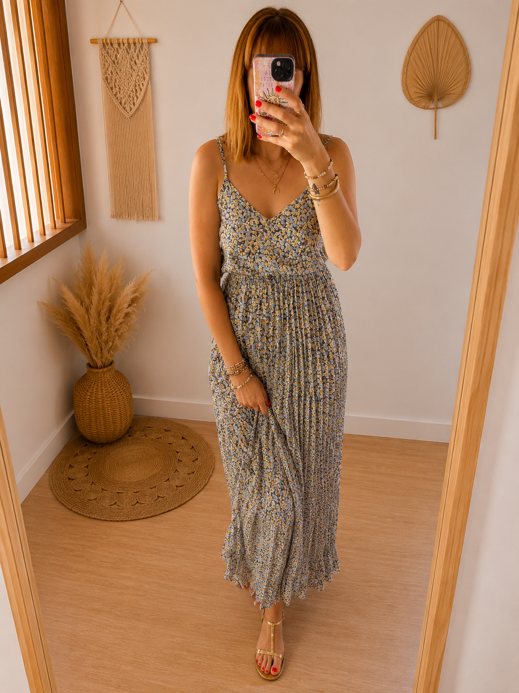 Robe longue plissée à fleurs